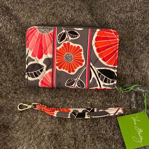 Vera Bradley Handbags - Wallet Wristlet